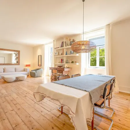 Apartment Guestready - Lisbon's Elegant Getaway Lisbon