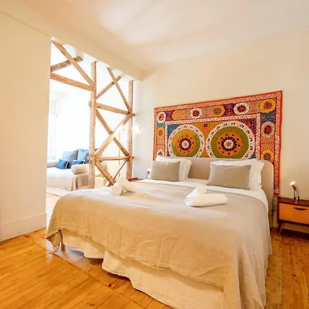 Апартаменти Guestready - Lisbon's Elegant Getaway