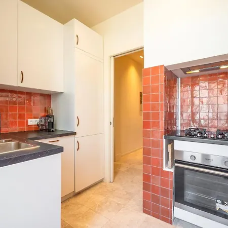 Guestready - Lisbon's Elegant Getaway Апартаменти