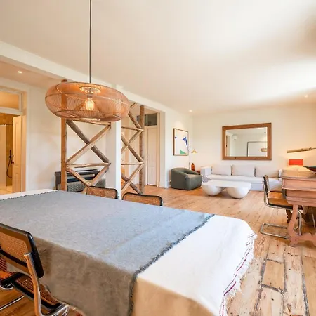 Guestready - Lisbon's Elegant Getaway Лісабон